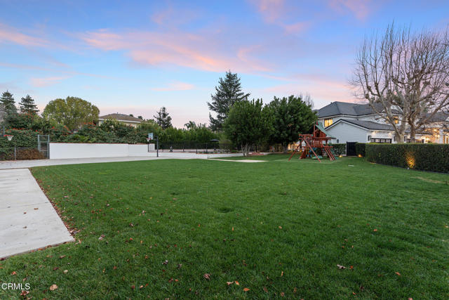 Detail Gallery Image 49 of 54 For 550 Unique Ln, Simi Valley,  CA 93065 - 5 Beds | 5/1 Baths