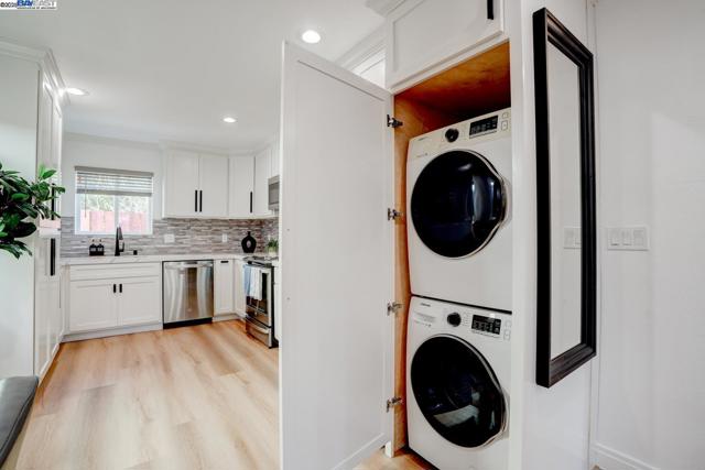 3254 Keith Ave, Castro Valley CA: https://media.crmls.org/mediaz/93e0d43d-4c2c-48f9-809f-a7f541870ddf.jpg