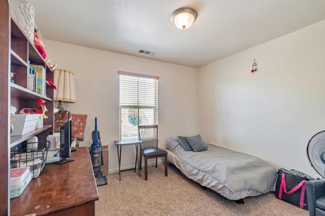 367 Sunburst Street, Los Banos CA: https://media.crmls.org/mediaz/93e13fb5-65ac-4a54-b7a0-689c3117019f.jpg