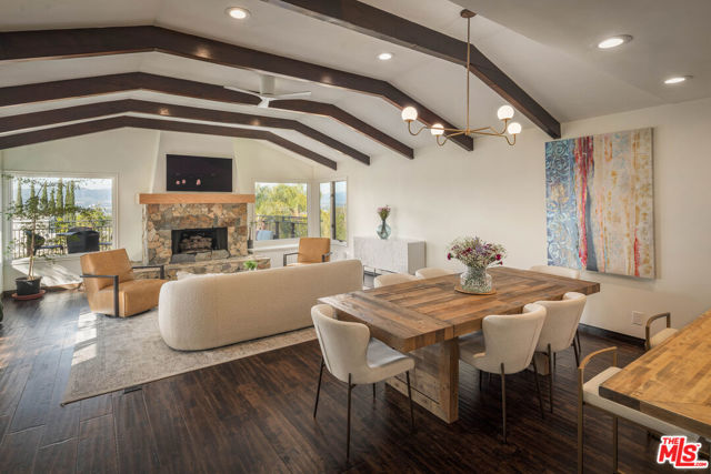 4713 Bedel Street, Woodland Hills CA: https://media.crmls.org/mediaz/93e17e95-552c-45cc-9996-11717850db26.jpg