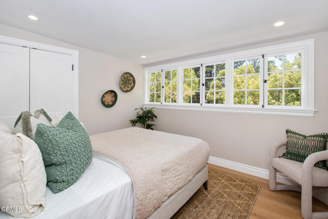 1036 S Madison Avenue, Pasadena CA: https://media.crmls.org/mediaz/93e1ac98-94f4-42ce-b6ce-e37b31e2247f.jpg