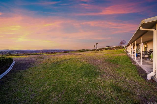 Detail Gallery Image 15 of 66 For 3902 Vista Campana #1,  Oceanside,  CA 92057 - 2 Beds | 2 Baths