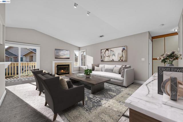 3769 Crow Canyon Rd, San Ramon CA: https://media.crmls.org/mediaz/93e3450b-c349-492b-9bbe-3ae69505b890.jpg