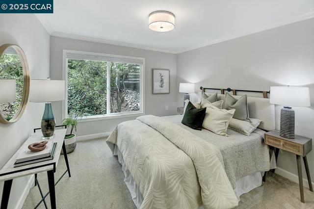 1459 Rockledge Ln, Walnut Creek CA: https://media.crmls.org/mediaz/93e4b5c8-6434-4d99-a30e-f0adffef41d6.jpg