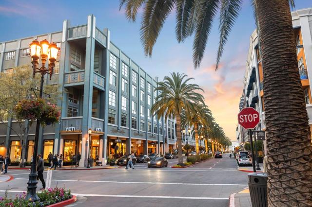 356 Santana Row, San Jose CA: https://media.crmls.org/mediaz/93e4b852-5307-4260-a18a-a79fbba973ca.jpg