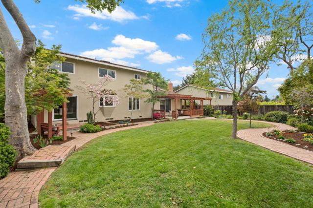 135 Belvue Drive, Los Gatos CA: https://media.crmls.org/mediaz/93e4d4b1-efa1-4dad-9755-f3c7448b6b7e.jpg