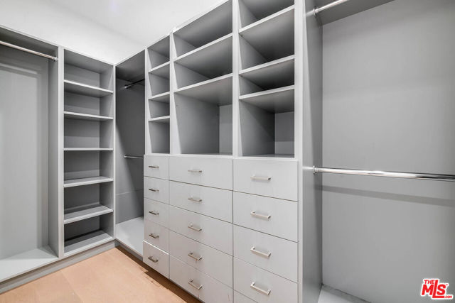 2307 Fox Hills Drive, Los Angeles CA: https://media.crmls.org/mediaz/93e5dcf5-e6db-4db4-b0d1-ac791ea35b75.jpg