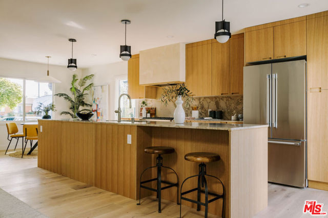 5168 Emporia Avenue, Culver City CA: https://media.crmls.org/mediaz/93e60030-e300-42c0-b12f-7326b70a28cf.jpg