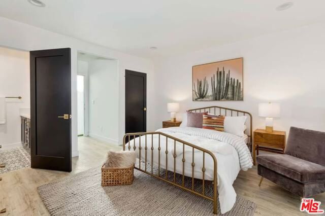10801 Galvin Street photo 6