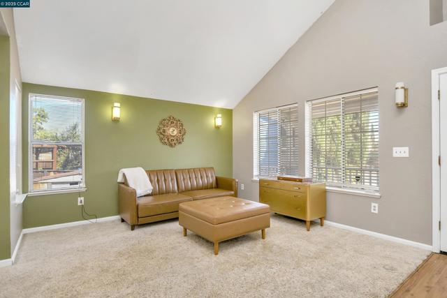 5008 Brookhaven Way, Antioch CA: https://media.crmls.org/mediaz/93e6a07a-4a9c-497f-aa41-4ebf8612fbb2.jpg