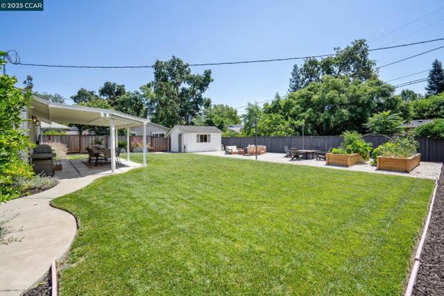 528 Shelly Dr, Pleasant Hill CA: https://media.crmls.org/mediaz/93e76cc8-a3ed-4d54-8733-4f2e4cc89e0b.jpg