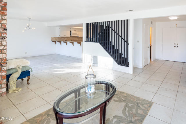 Detail Gallery Image 7 of 36 For 2414 Monaco Dr, Oxnard,  CA 93035 - 4 Beds | 2/1 Baths