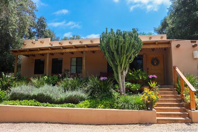 1511 Alpine Terrace Rd, Alpine CA: https://media.crmls.org/mediaz/93e8eece-4c1b-4917-9ca9-62952cab520c.jpg