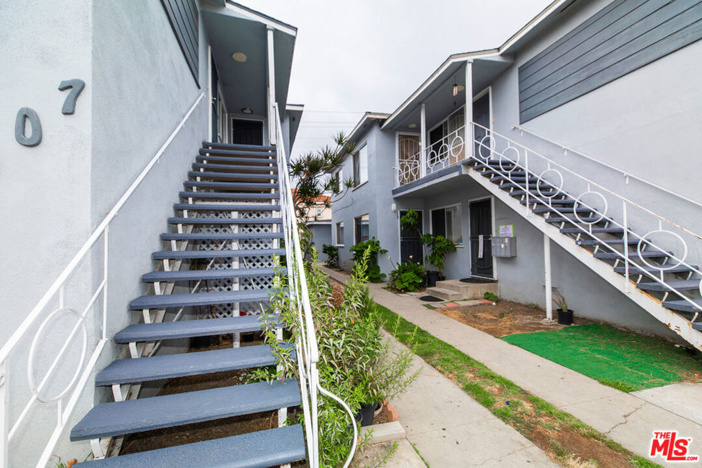 MLS #25548965 img 22