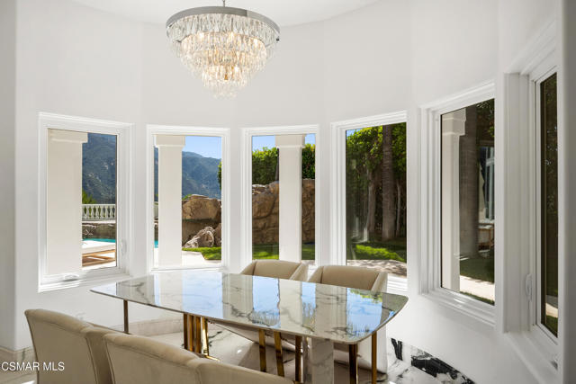 25665 Mulholland Highway, Calabasas CA: https://media.crmls.org/mediaz/93e97dd2-f03a-4610-ae0b-695ffa57fc21.jpg