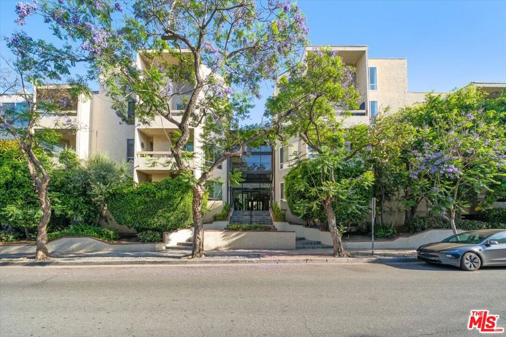 8960 Cynthia Street #211
