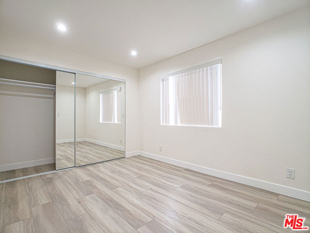 17200 Roscoe Boulevard, Northridge CA: https://media.crmls.org/mediaz/93eae725-7f77-4607-ad90-18ae551cb058.jpg