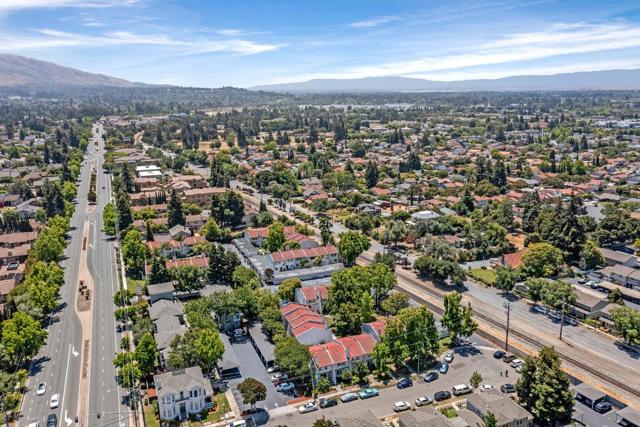 38652 Aurora Terrace, Fremont CA: https://media.crmls.org/mediaz/93ebb61f-8264-4869-8015-137eb71d4c26.jpg