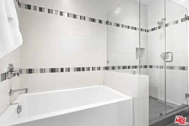 3838 Buena Park Drive, Studio City CA: https://media.crmls.org/mediaz/93ebc156-4147-4deb-aab4-af9bb7f22fcf.jpg