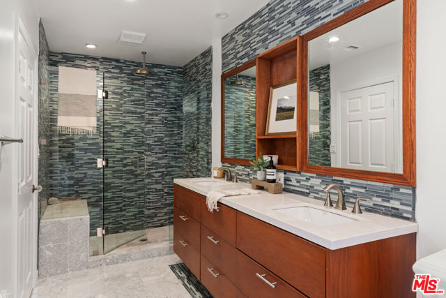 1741 Pier Avenue, Santa Monica CA: https://media.crmls.org/mediaz/93ec3c5d-fff1-4fe2-a247-58ac35dc2cef.jpg