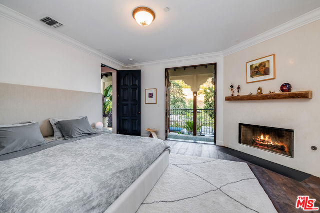 1925 Curson Place, Los Angeles CA: https://media.crmls.org/mediaz/93eca1a8-8e0a-4034-a33c-8b47b93e4fe5.jpg