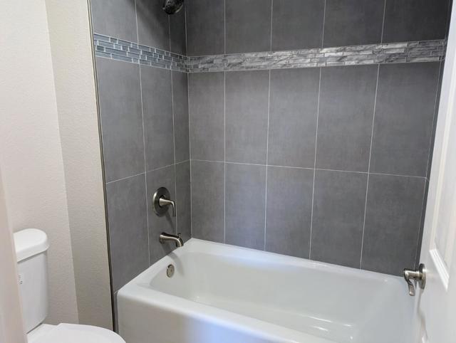 3331 Lake Albano Circle, San Jose CA: https://media.crmls.org/mediaz/93ed6d7e-ec37-4dc0-aa47-5278fab8a71d.jpg
