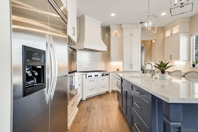 571 Lynwood Dr, Encinitas CA: https://media.crmls.org/mediaz/93edeb4c-ad9d-4e1d-8646-8d5d73221da0.jpg