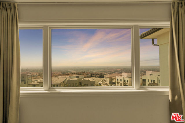 20188 W Marlow Lane, Porter Ranch CA: https://media.crmls.org/mediaz/93f1186c-e10a-4cc6-b282-360958e71b4f.jpg