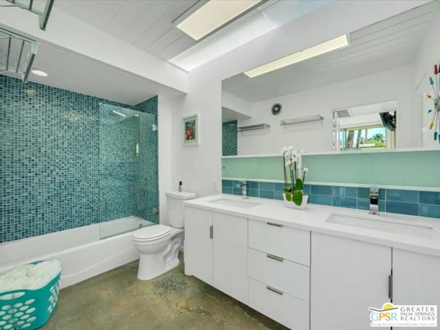 1111 E Palm Canyon Drive, Palm Springs CA: https://media.crmls.org/mediaz/93f1c4c3-49d2-4a0c-a049-ee72ca17eef8.jpg
