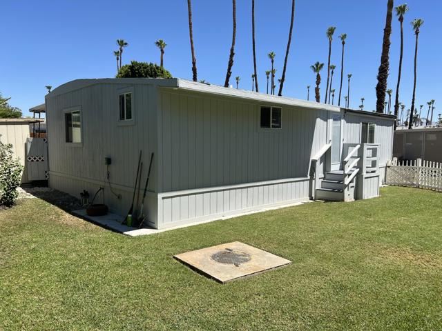 3 Sand Creek, Cathedral City CA: https://media.crmls.org/mediaz/93f1f6e3-d795-42e3-8d68-b871f454e80c.jpg