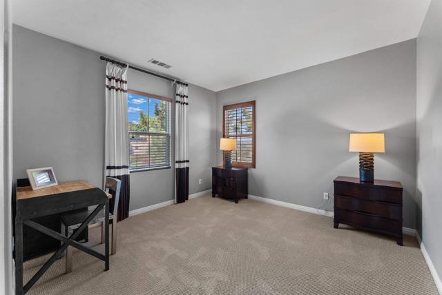 Detail Gallery Image 27 of 62 For 7090 Sitio Corazon, Carlsbad,  CA 92009 - 4 Beds | 3/1 Baths