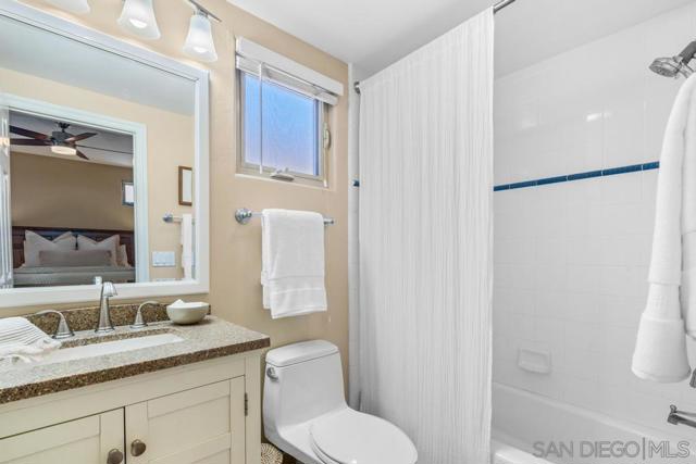 814 Kingston Ct, San Diego CA: https://media.crmls.org/mediaz/93f285eb-6da9-4590-9e82-9d7cdd34de85.jpg