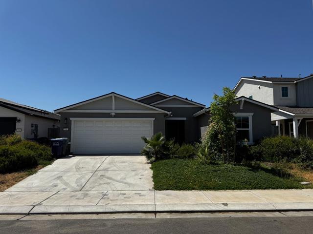 248 Grand Canyon Court, Merced CA: https://media.crmls.org/mediaz/93f2bed4-edb6-4cf4-8f61-1528eb5e640e.jpg