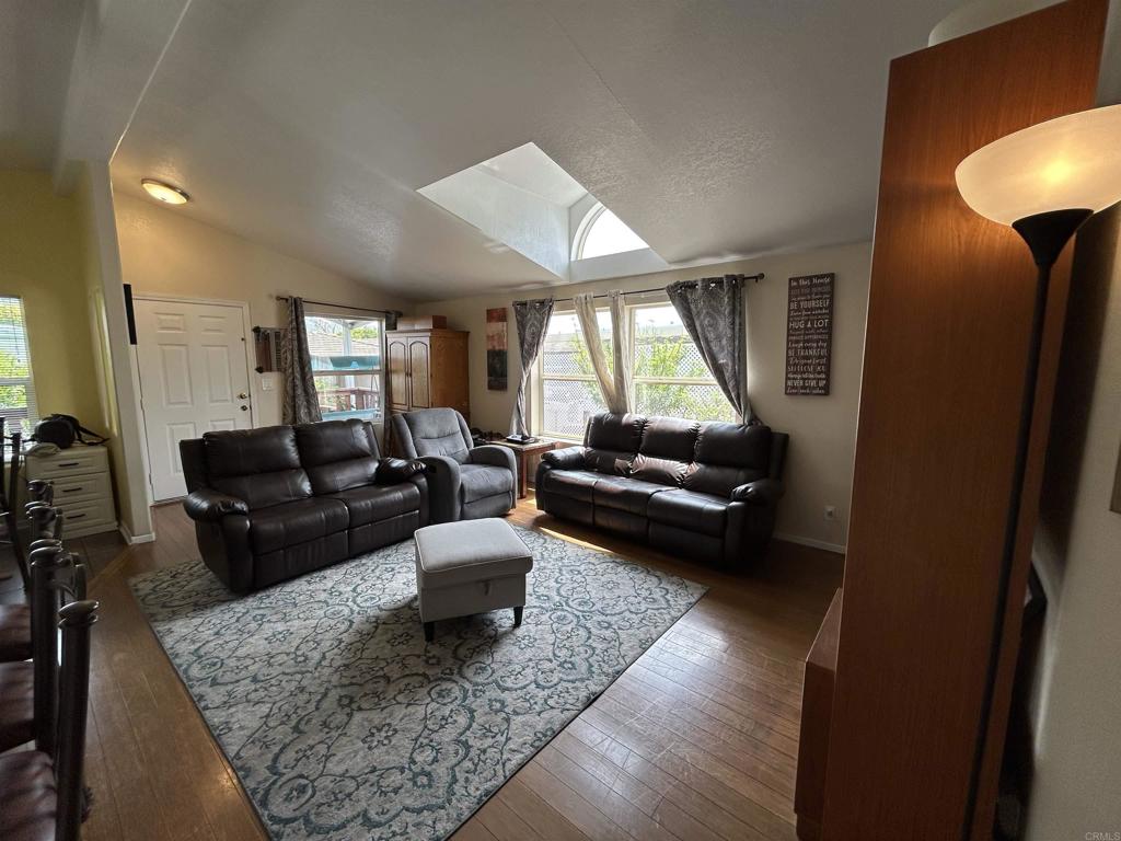 2550 Valley Pkwy - photo 16
