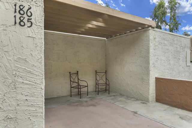 Image 22 of 30 For 78225 Cortez Lane 185