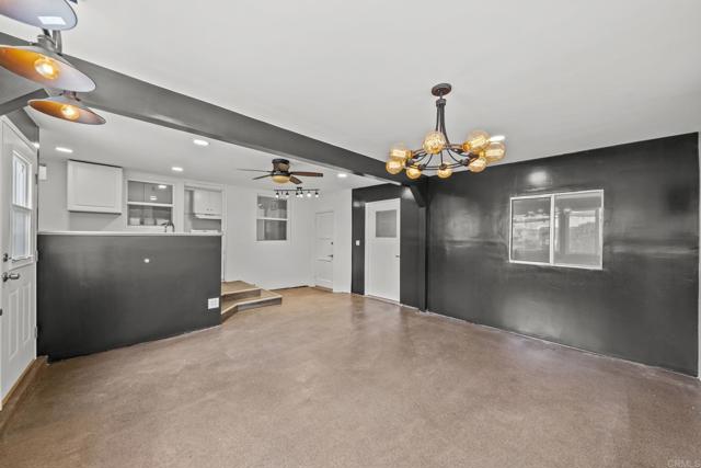 Detail Gallery Image 4 of 33 For 1992 Ensenada St, Lemon Grove,  CA 91945 - 2 Beds | 1 Baths