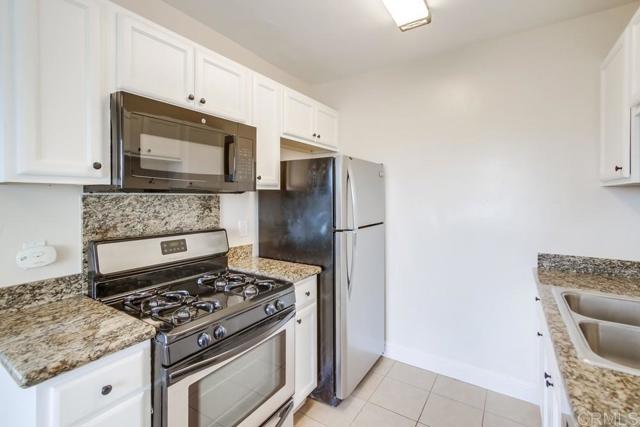 Detail Gallery Image 10 of 28 For 4175 Wabash Ave #6,  San Diego,  CA 92104 - 2 Beds | 1 Baths