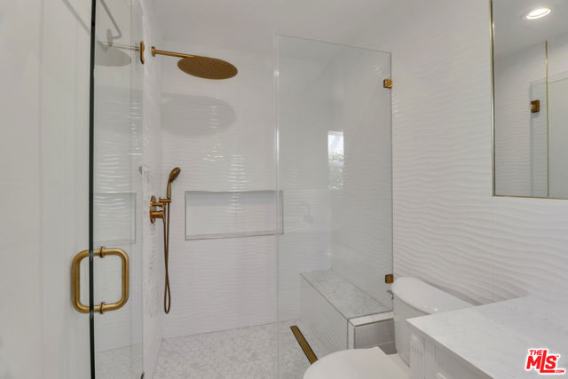 1107 Alfred, Los Angeles CA: https://media.crmls.org/mediaz/93f54e32-749a-4718-8dff-a102ec4f5d19.jpg