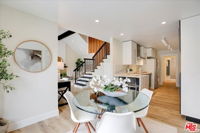 4751 Camino Del Rey, Santa Barbara CA: https://media.crmls.org/mediaz/93f56a20-387e-4a90-87bb-a6098fb48690.jpg