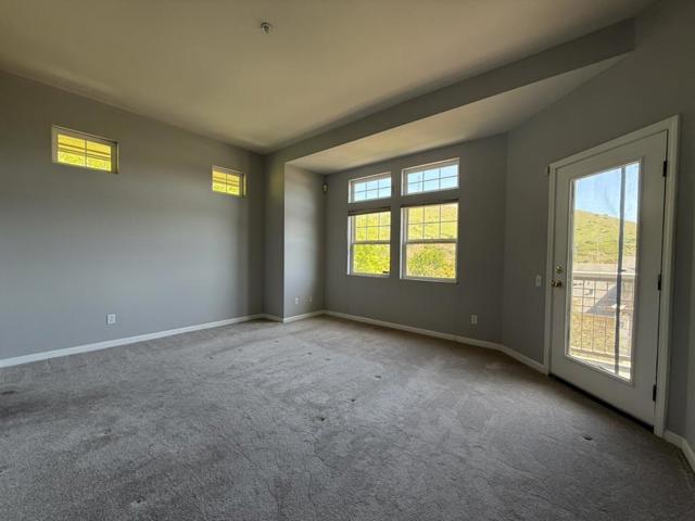 121 Crescent Court, Brisbane CA: https://media.crmls.org/mediaz/93f6b75b-4d4a-4008-8a9d-d826292c7548.jpg
