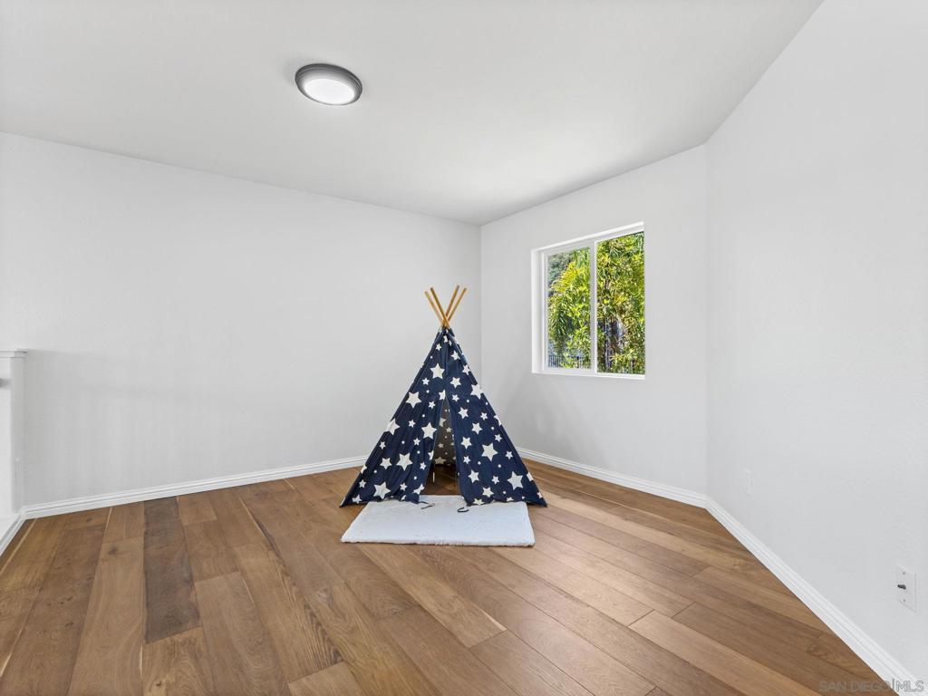 4308 Calle Mar De Ballenas - photo 16