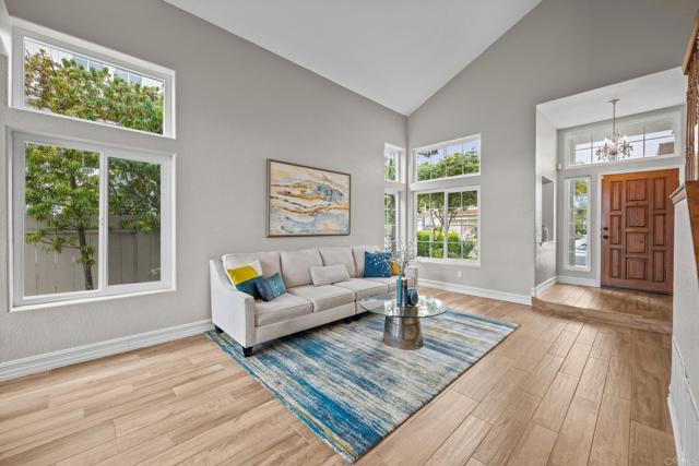 7045 Via Cabana, Carlsbad CA: https://media.crmls.org/mediaz/93f75ecd-8c2f-4602-a915-f3c5e155d0ca.jpg