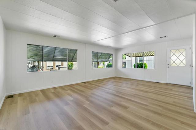 2097 Dalis Drive, Concord CA: https://media.crmls.org/mediaz/93f78ad8-8362-4517-87db-b9a88a5f294d.jpg