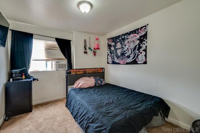 8713 15 Central Way, Spring Valley CA: https://media.crmls.org/mediaz/93f7c9bc-8e9e-44ca-b98a-27fcc5ebe68f.jpg