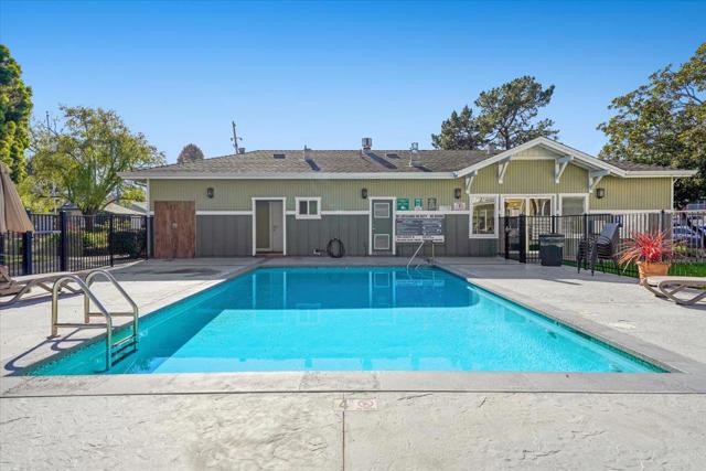 755 14th Avenue, Santa Cruz CA: https://media.crmls.org/mediaz/93f84b38-9570-4a4f-aca4-662bd1498495.jpg