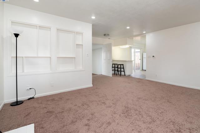 591 VIA ACALANES, San Lorenzo CA: https://media.crmls.org/mediaz/93f92d75-6153-471a-8124-75fbc327876a.jpg