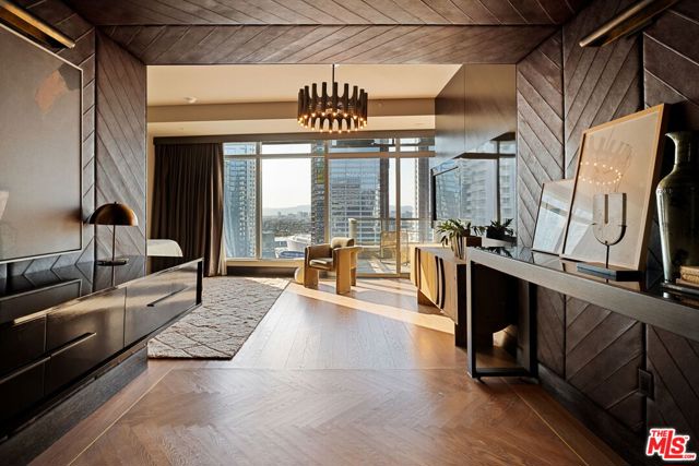 1155 S Grand Avenue, Los Angeles CA: https://media.crmls.org/mediaz/93f98cda-2c10-4a0e-b2a7-011cc04e3cc6.jpg