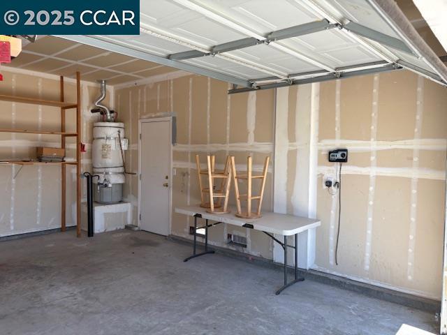3424 Molokai Rd, West Sacramento CA: https://media.crmls.org/mediaz/93fa5219-36a9-4871-abe2-9debf75c591a.jpg