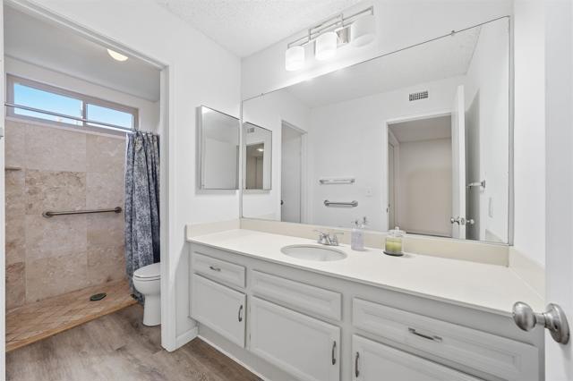 Detail Gallery Image 24 of 35 For 2327 Amber Ln, Escondido,  CA 92026 - 4 Beds | 3 Baths