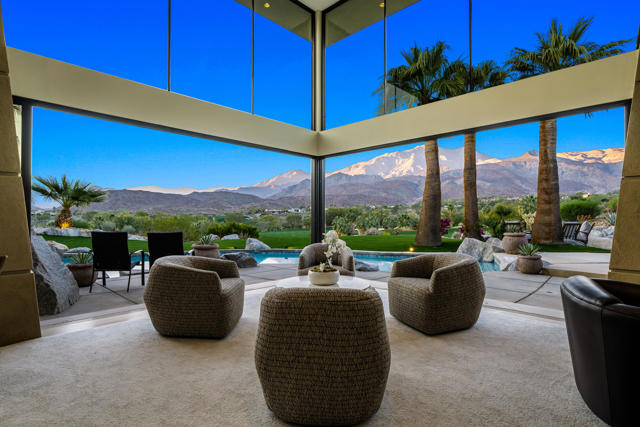 79525 Tom Fazio N Lane, La Quinta CA: https://media.crmls.org/mediaz/93fb90d5-7923-4b32-80f3-73eeac5ab731.jpg
